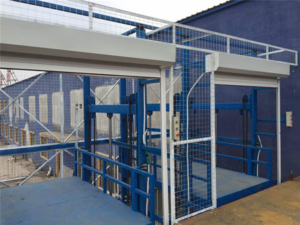 導(dǎo)軌式升降貨梯